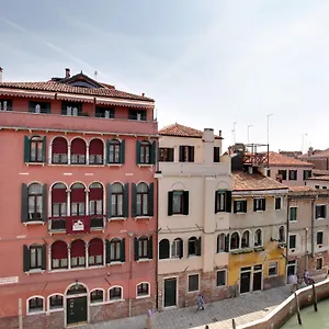 Palazzo Schiavoni Residenza D'epoca & Suite-apartments Gasthof