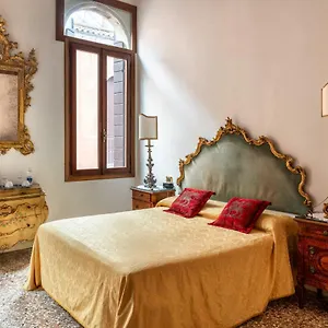 Luxury Venetian Gasthof